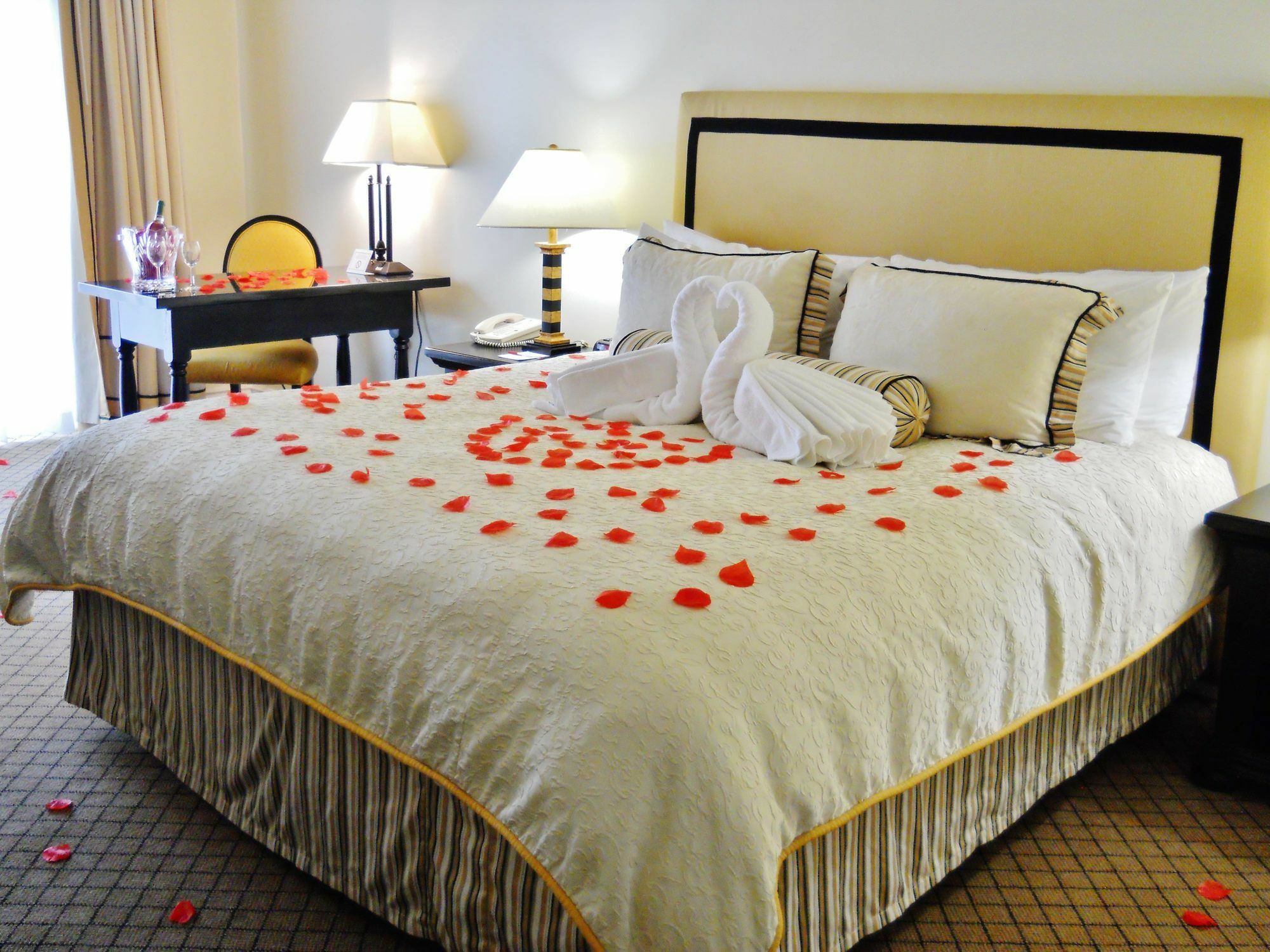 Ramada By Wyndham Las Cruces Hotel & Conference Center Dış mekan fotoğraf